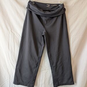 Danskin Now Capri Leggings Size Small